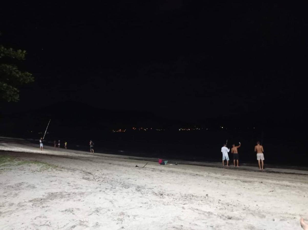 Апартаменты Kitnet Aconchegante A 200M Da Praia Ангра-дус-Рейс Экстерьер фото